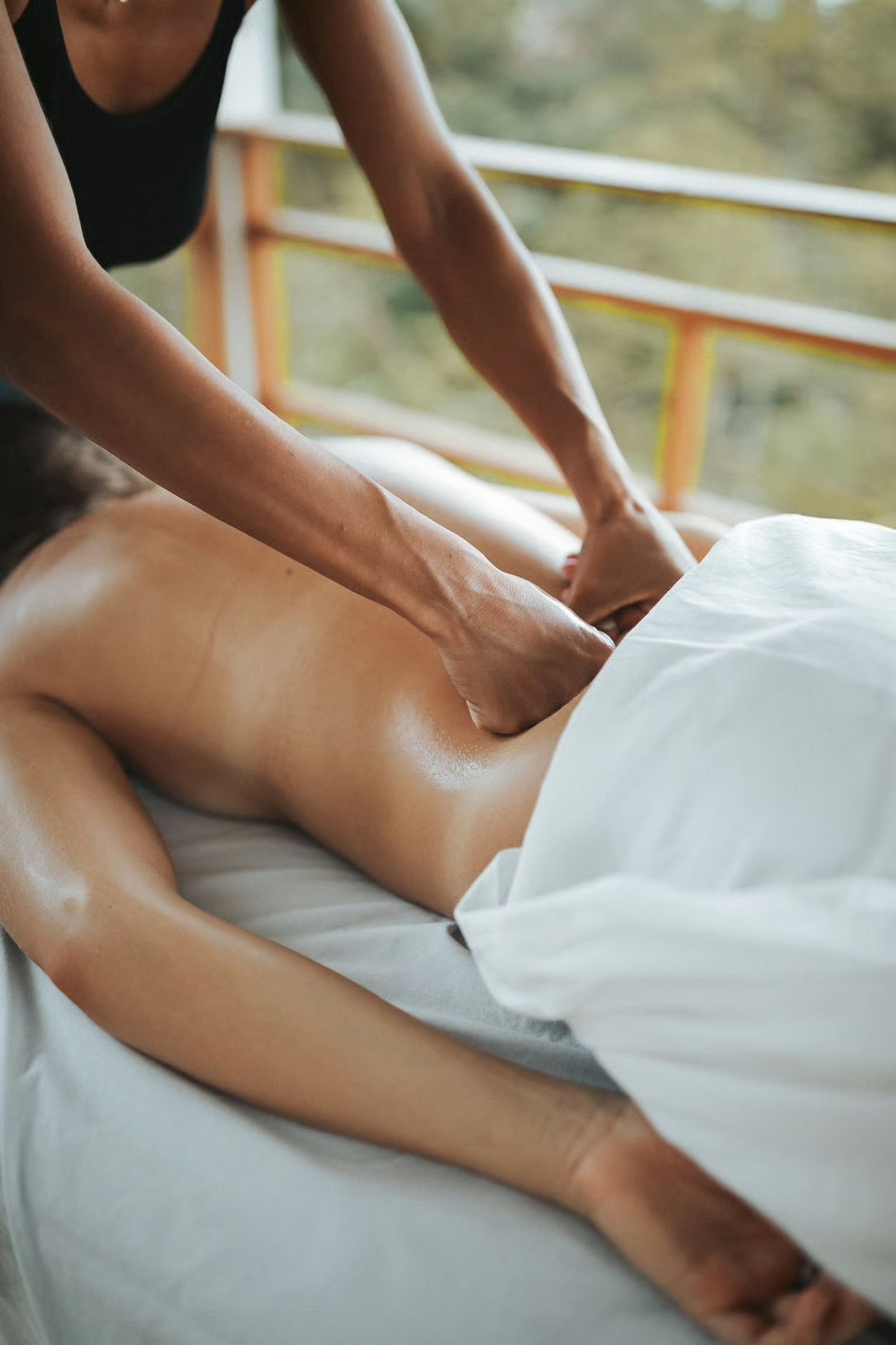 Therapeutic massage in La Fortuna — 60-minute in-home service